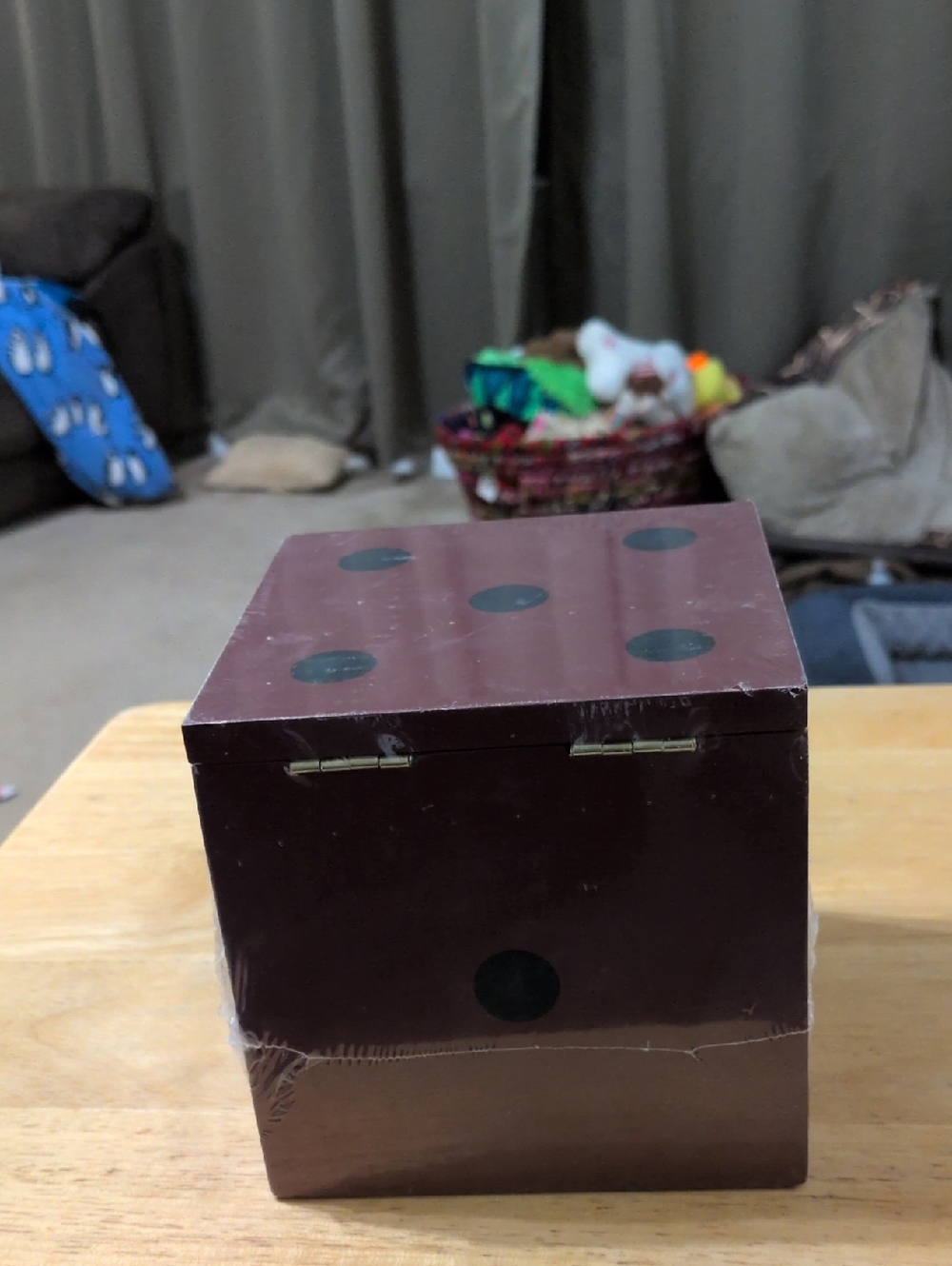 Liar's Dice Game - Picture 3 of 6